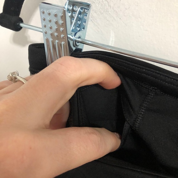 Victoria’s Secret Shiny Panel Leggings - Picture 9 of 14